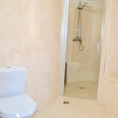 Beautifully Decorated House In Vakantiehuis *