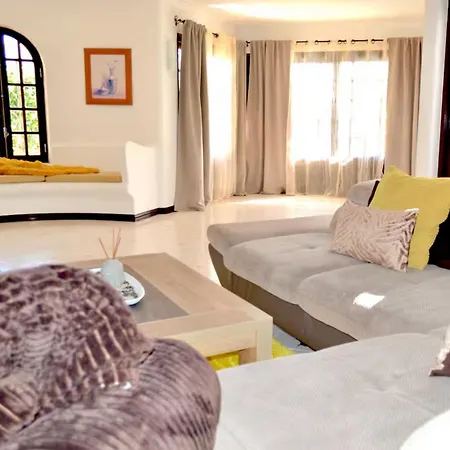 Beautifully Decorated House In * Lagos